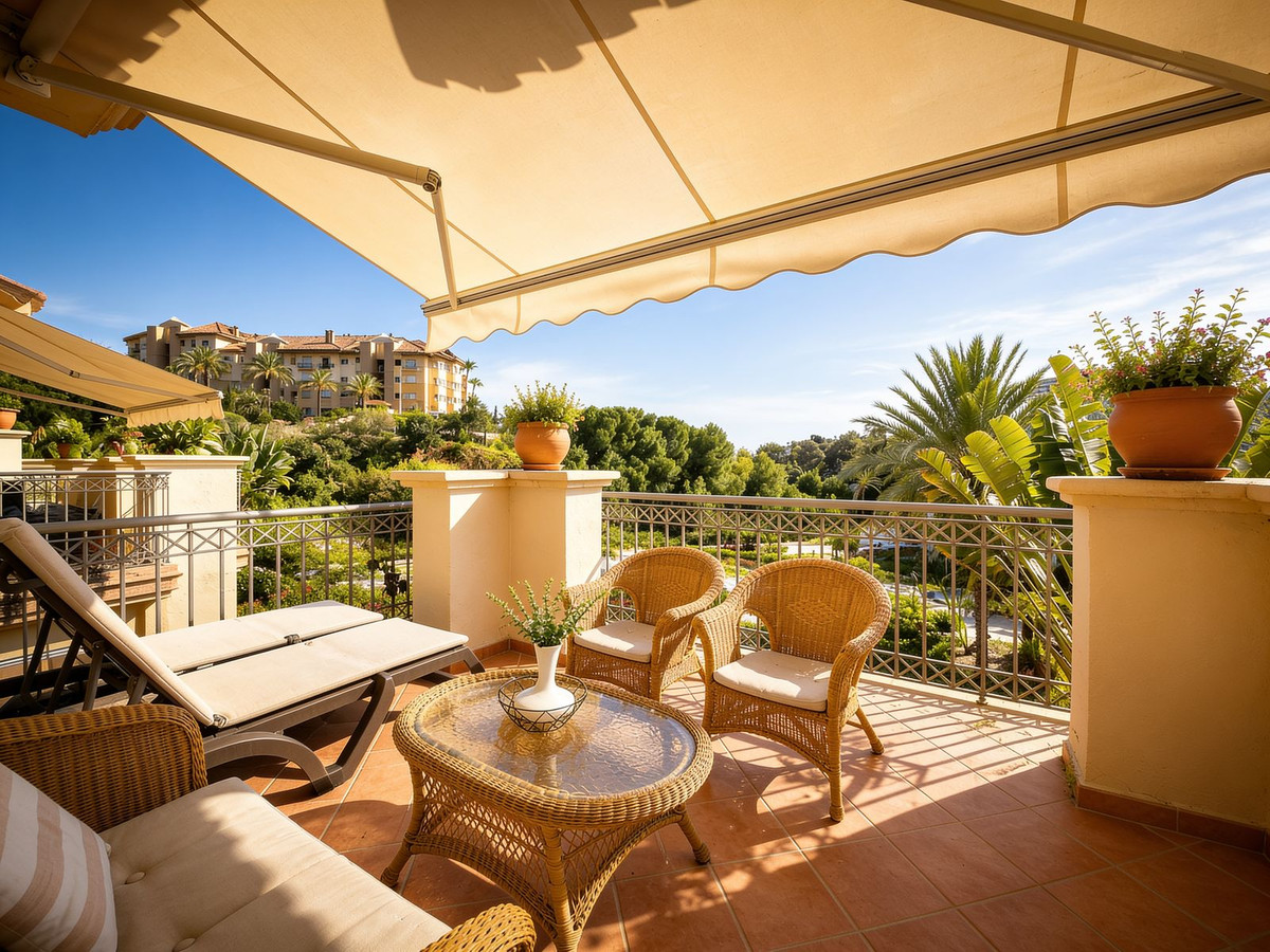 2 Bedroom Apartment in Marbella