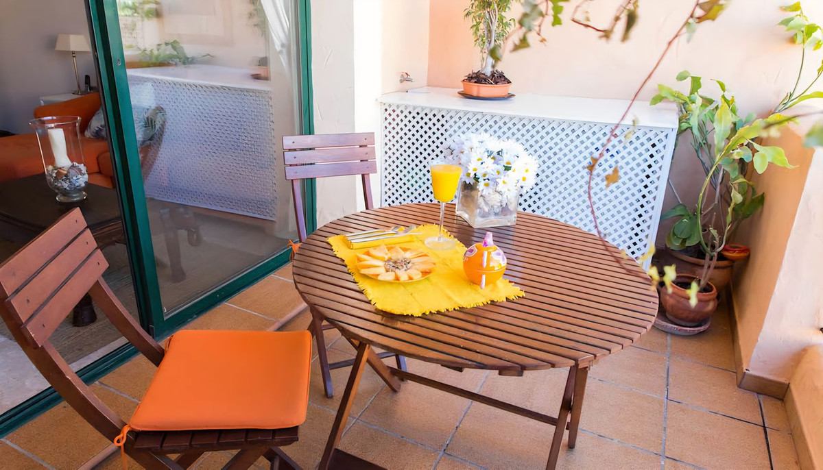 3 Bedroom Penthouse in La Duquesa - Photo 4