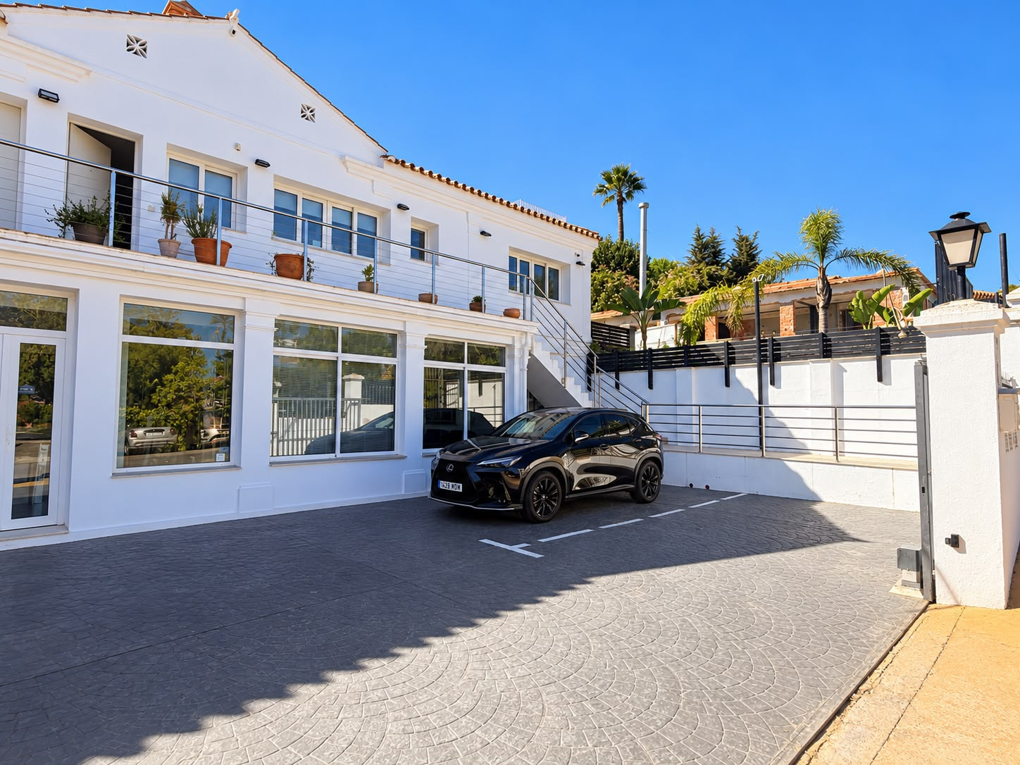 4 Bedroom Villa in Marbella - Photo 14