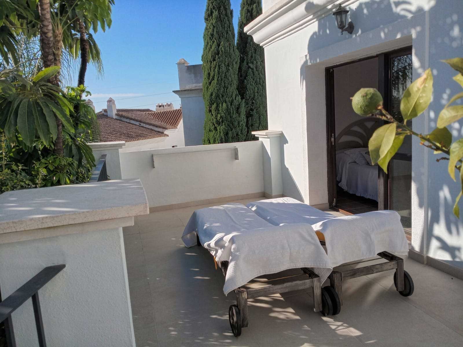 4 Bedroom Townhouse in Estepona - Фото 10