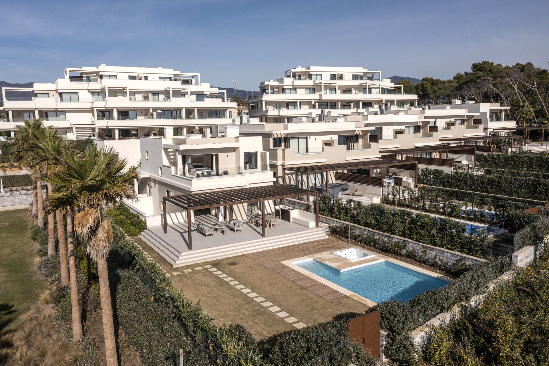 4 Bedroom Villa in Estepona - Photo 19