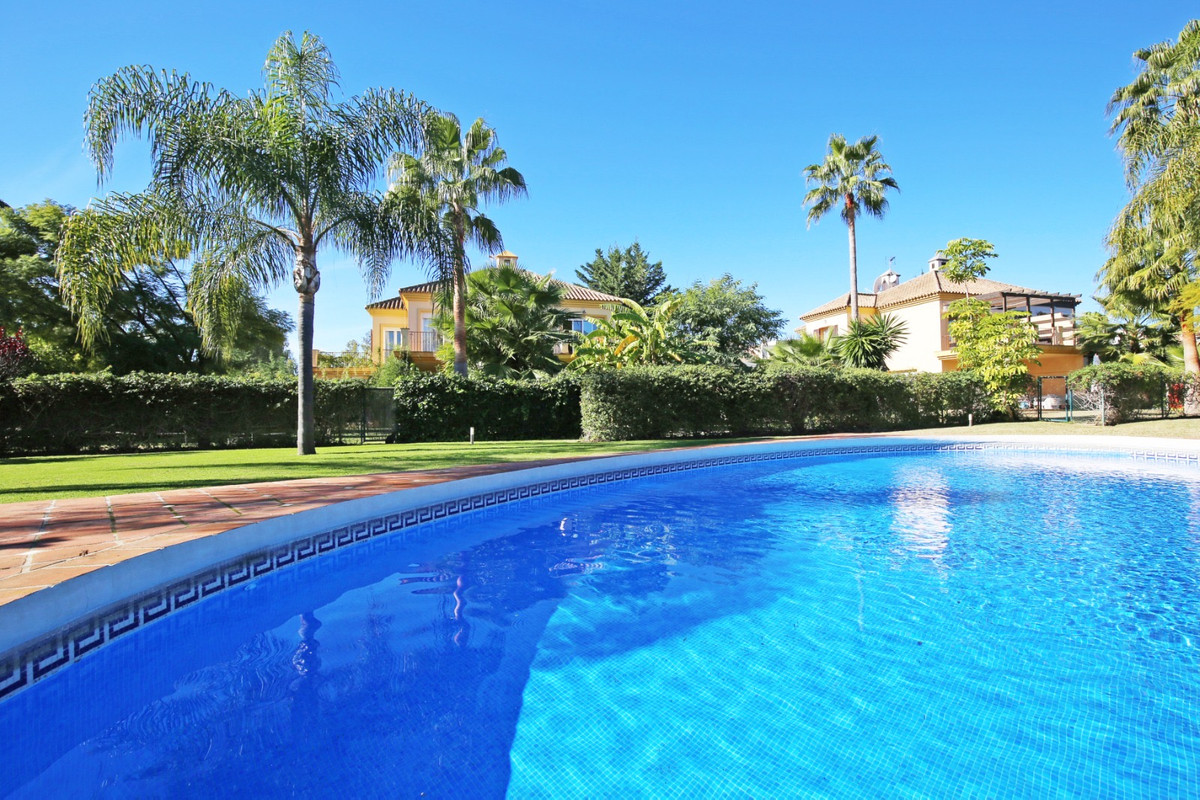 5 Bedroom Villa in Marbella - Foto 7