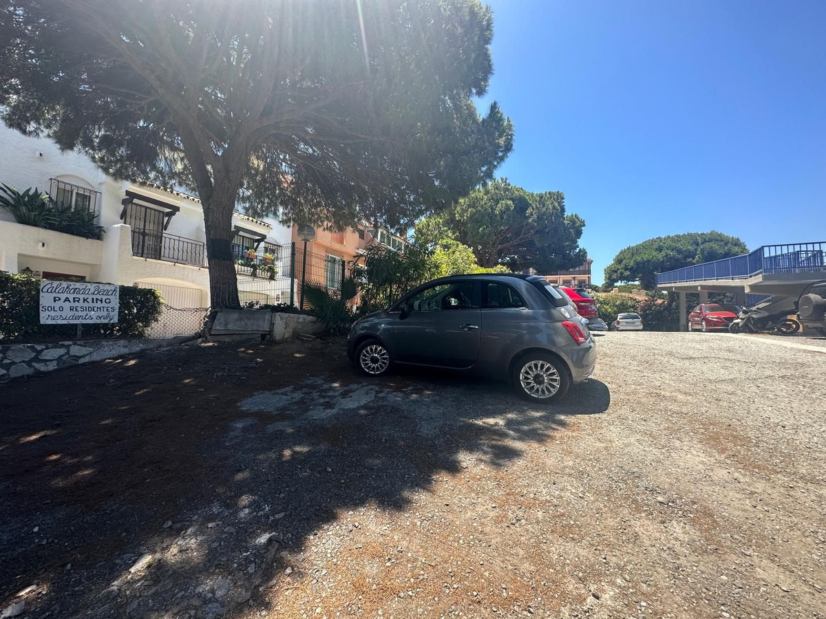 2 Bedroom Apartment in Mijas - Photo 31