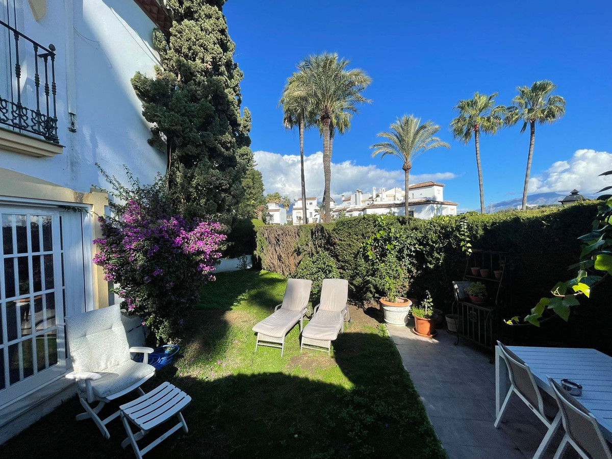 3 Bedroom Villa in Estepona - Photo 17