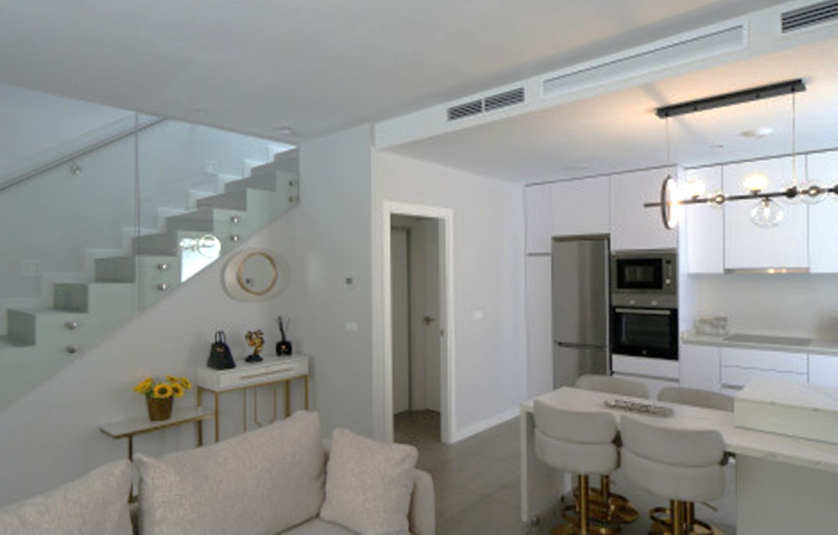 Villa met 3 slaapkamers met zwembad in Málaga, Spanje – Foto 11