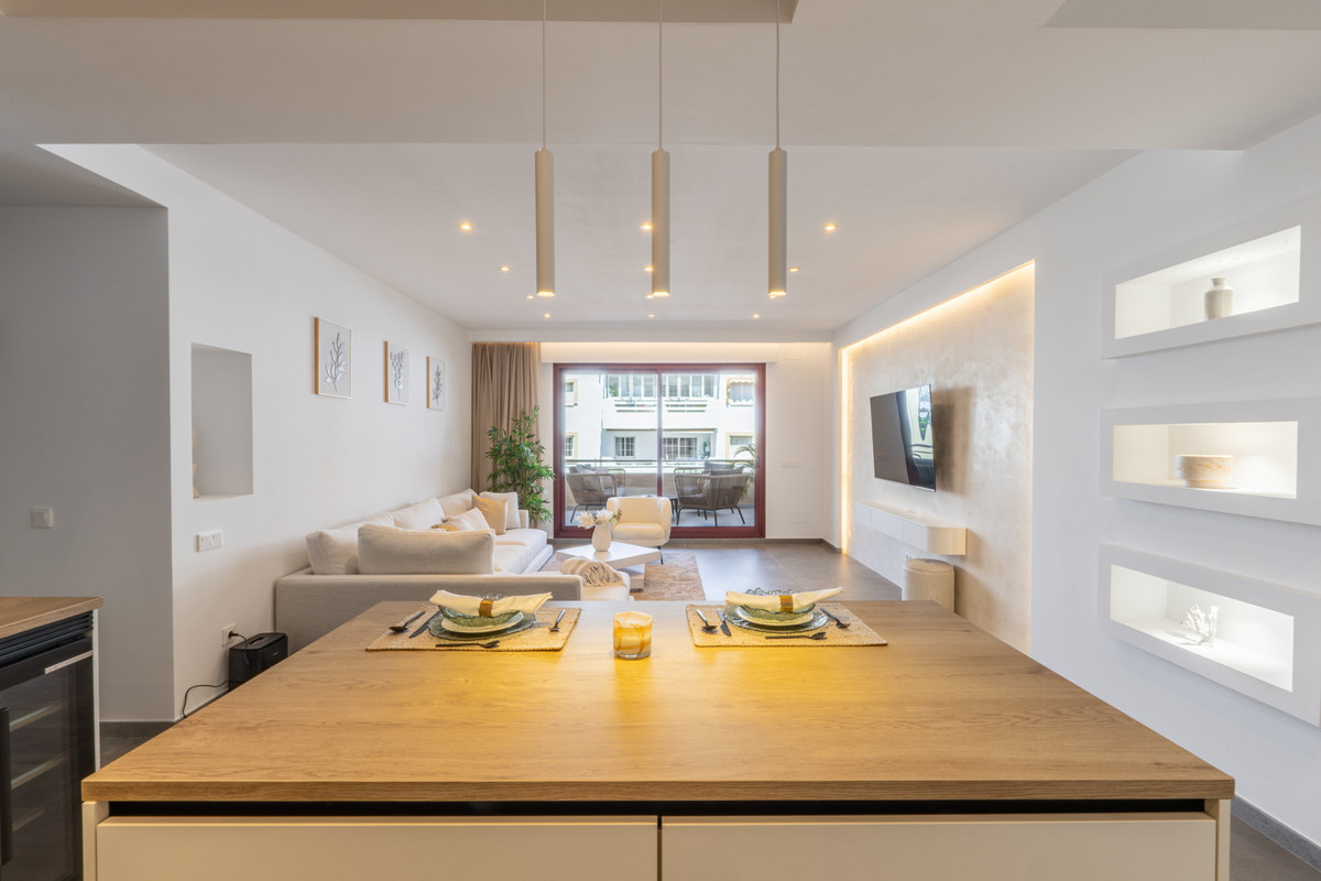 2 Bedroom Apartment in San Pedro de Alcántara - Фото 6
