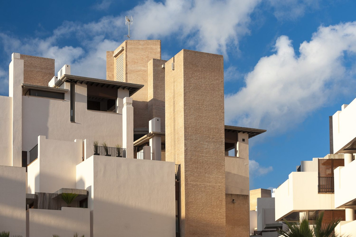 3 Bedroom Penthouse in Estepona - Foto 17