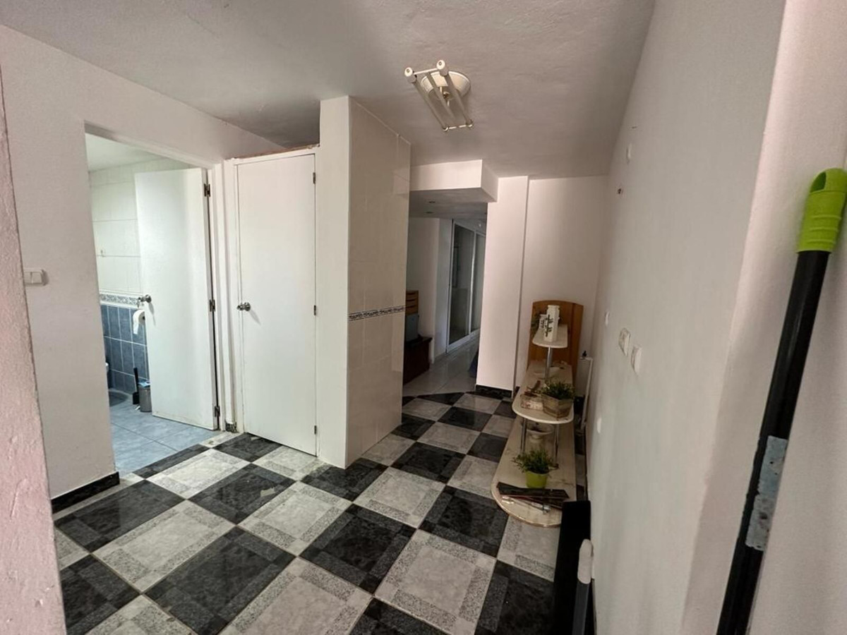 3 Bedroom Apartment in Mijas - Photo 26