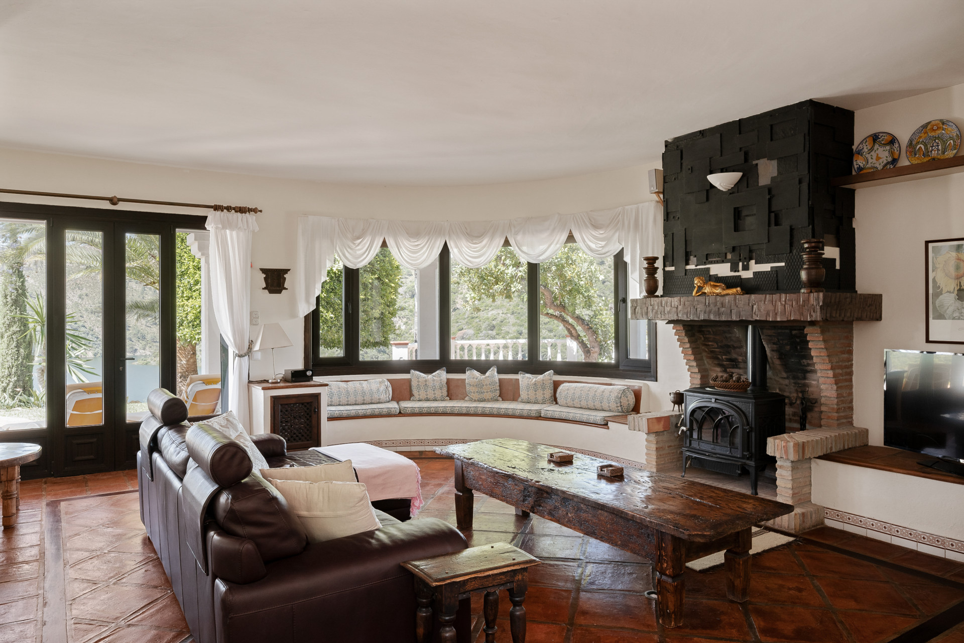 6 Bedroom Villa in Istán - Photo 18