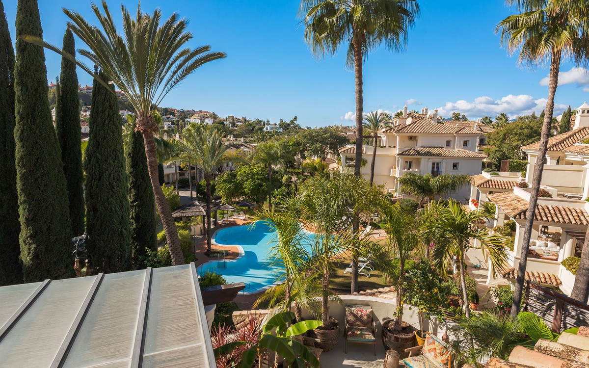 Penthouse in Nueva Andalucia