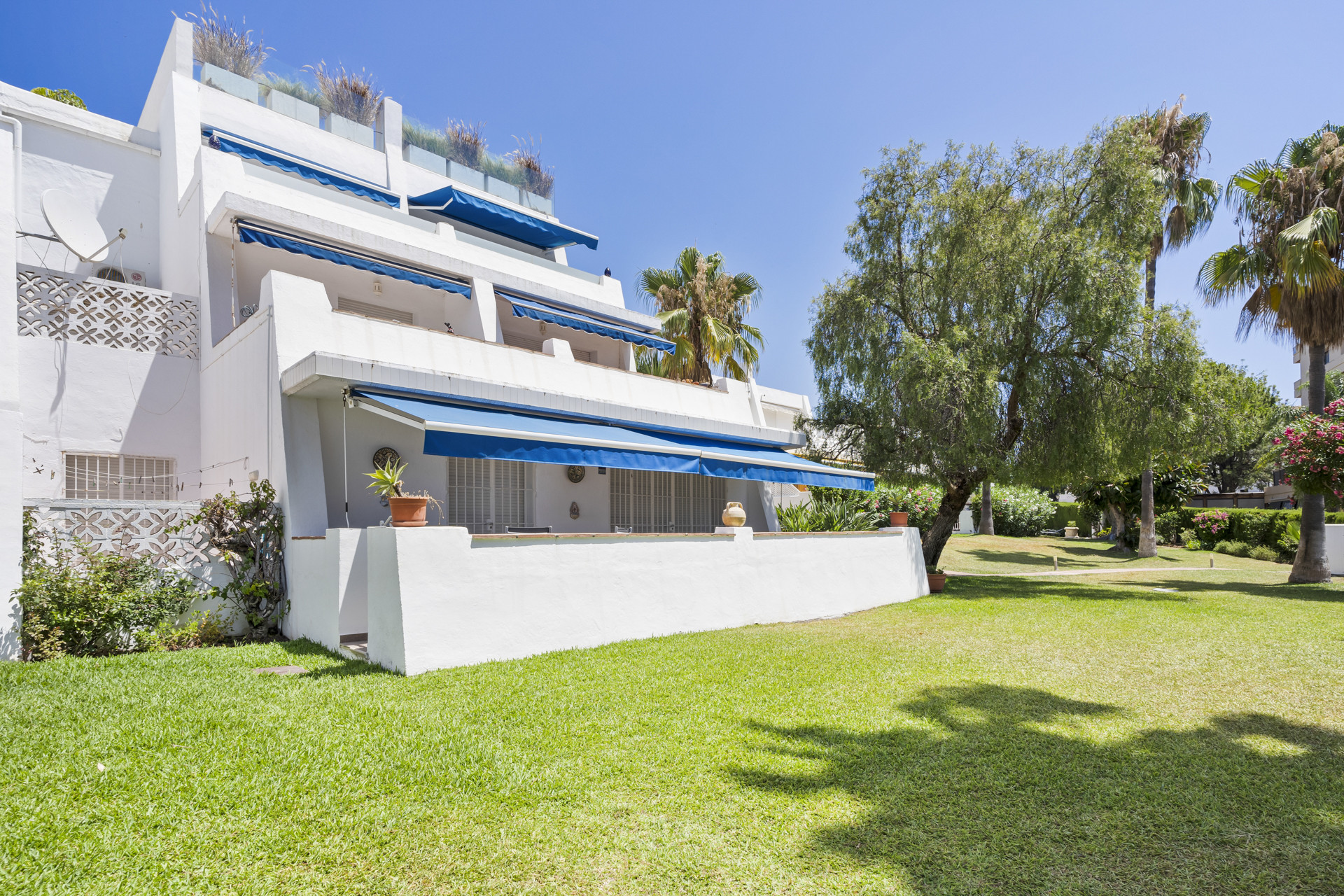 3 Bedroom Apartment in Marbella - Photo 25