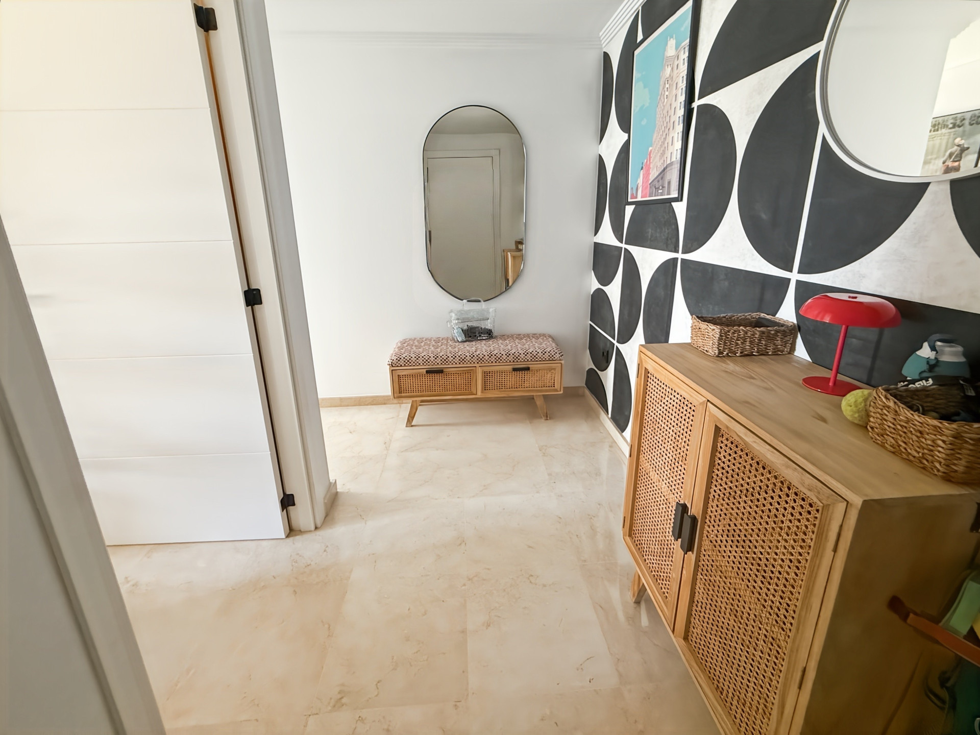 2 Bedroom Apartment in Benalmádena - Photo 12