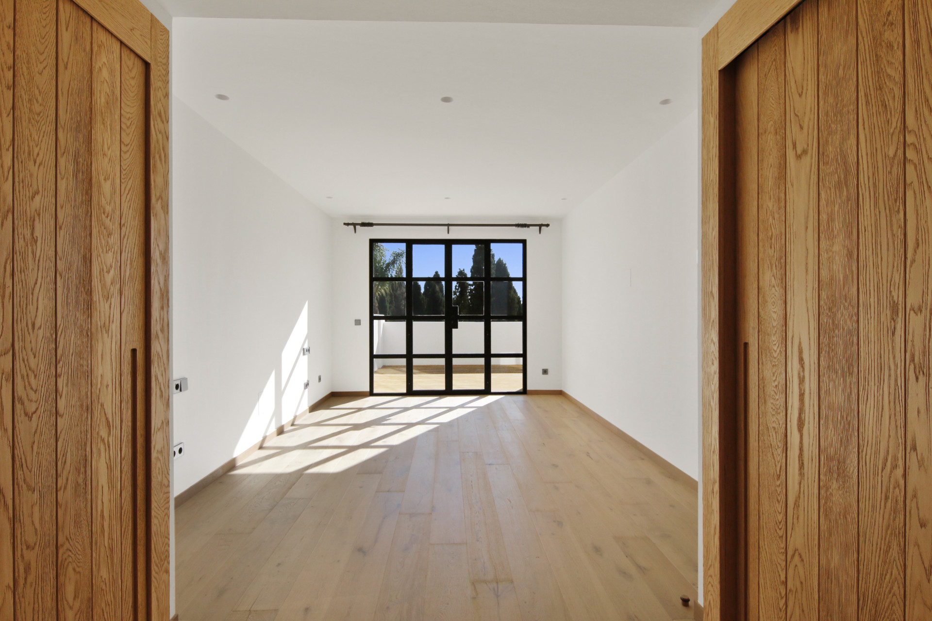 5 Bedroom Villa in Marbella - Photo 21