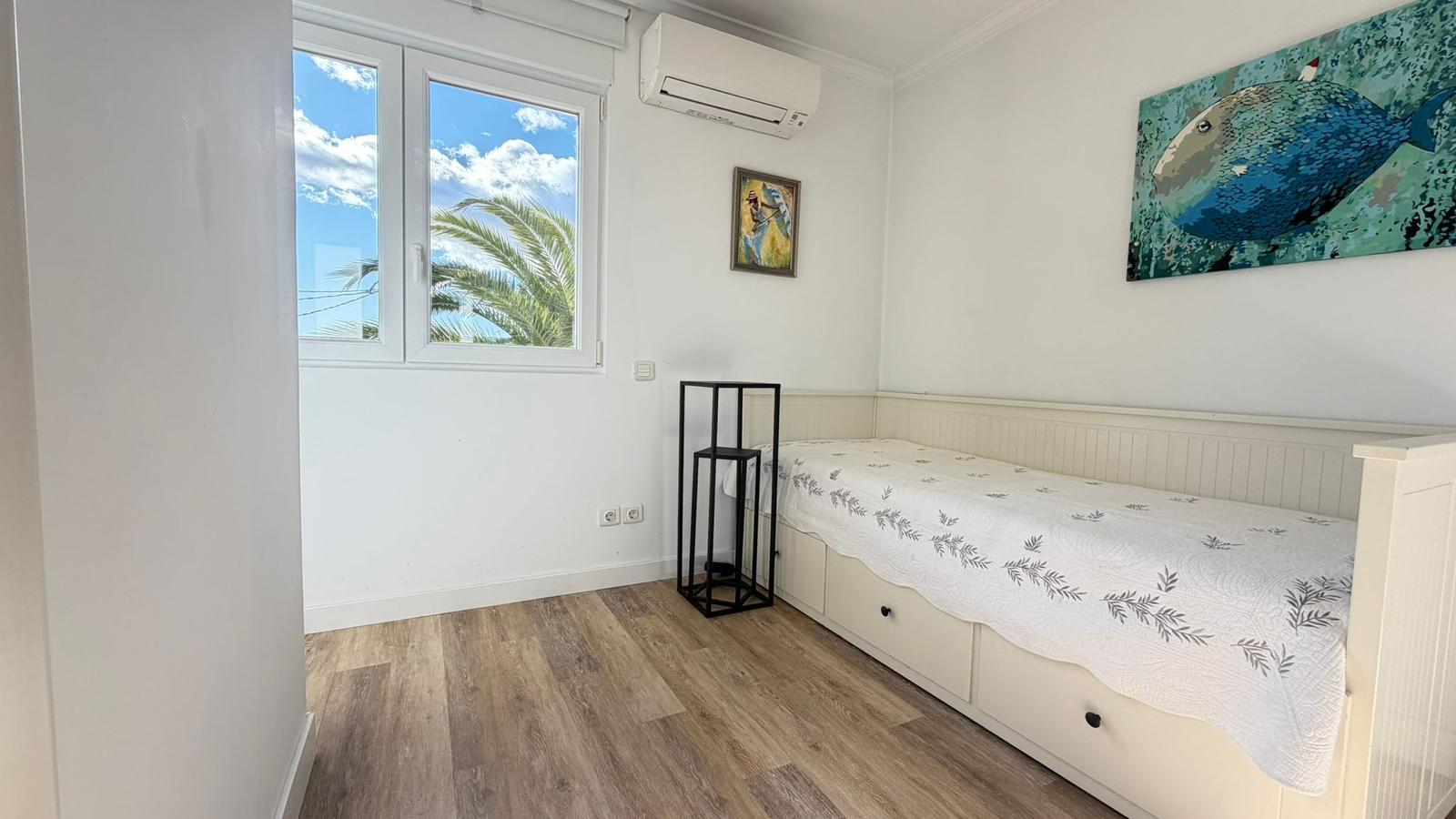 Moradia com 4 quartos com piscina em Alicante, Espanha – Foto 16