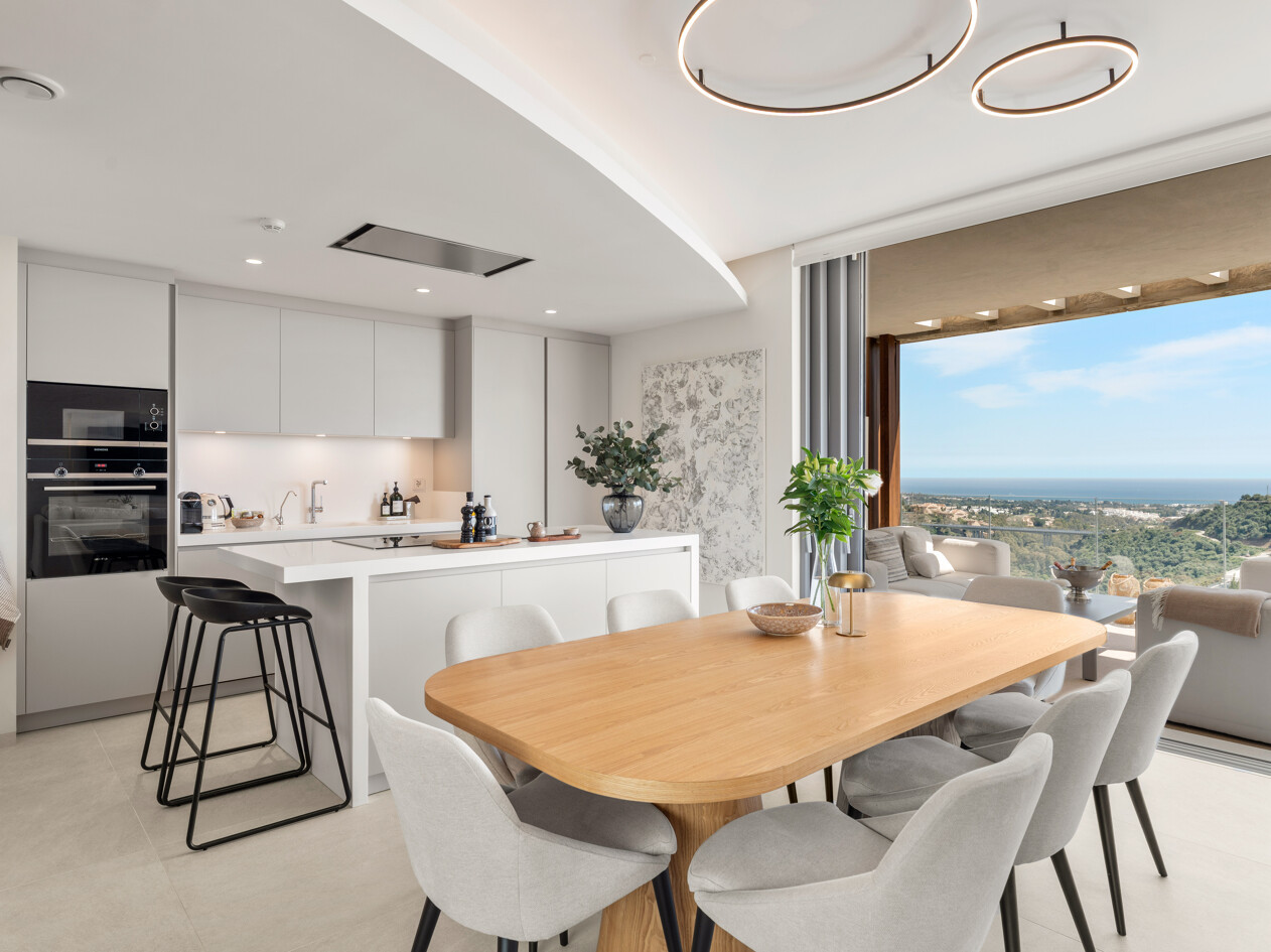 3 Bedroom Apartment in Benahavís - Photo 4