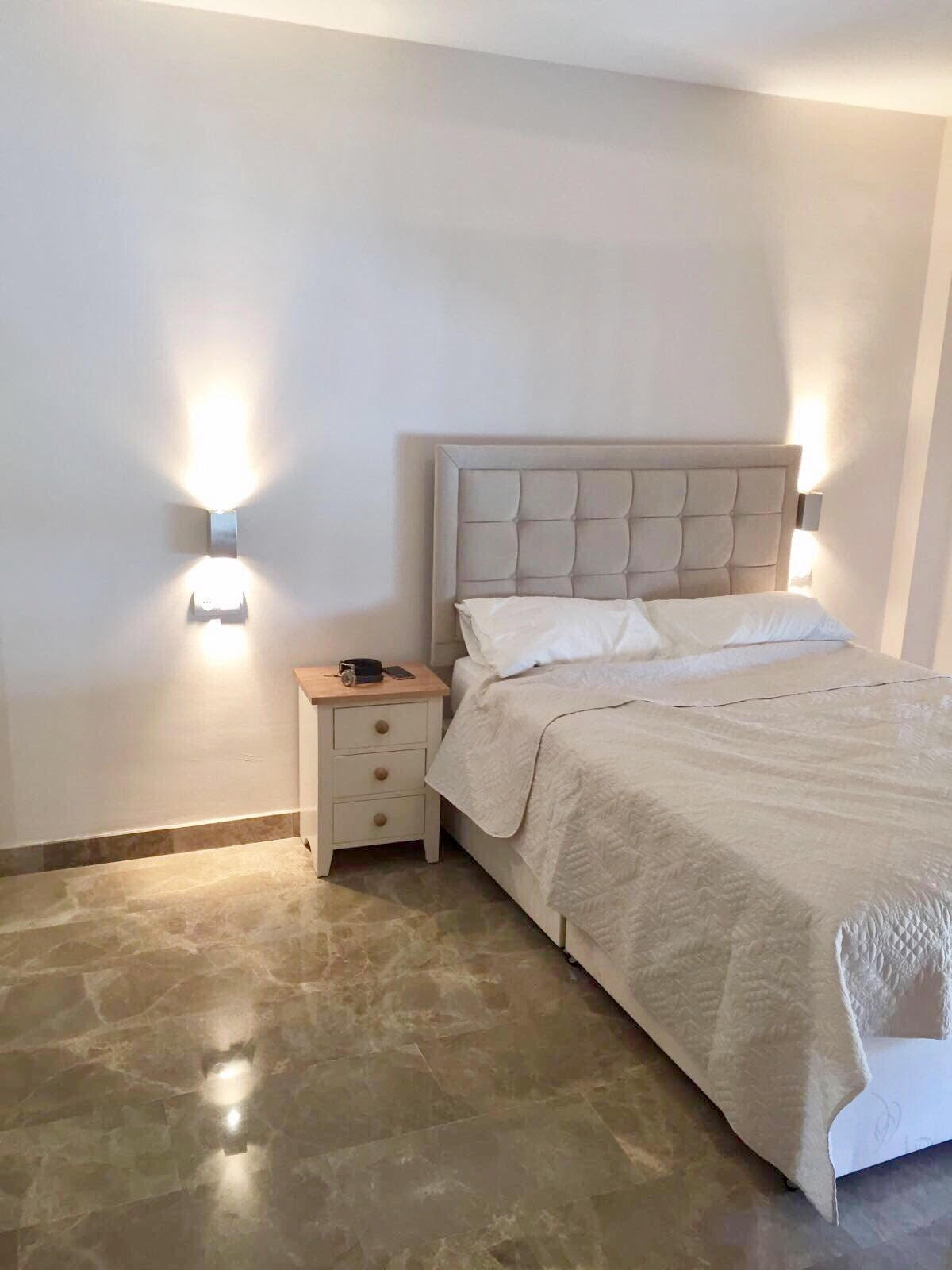 3 Bedroom Apartment in Estepona - Foto 12