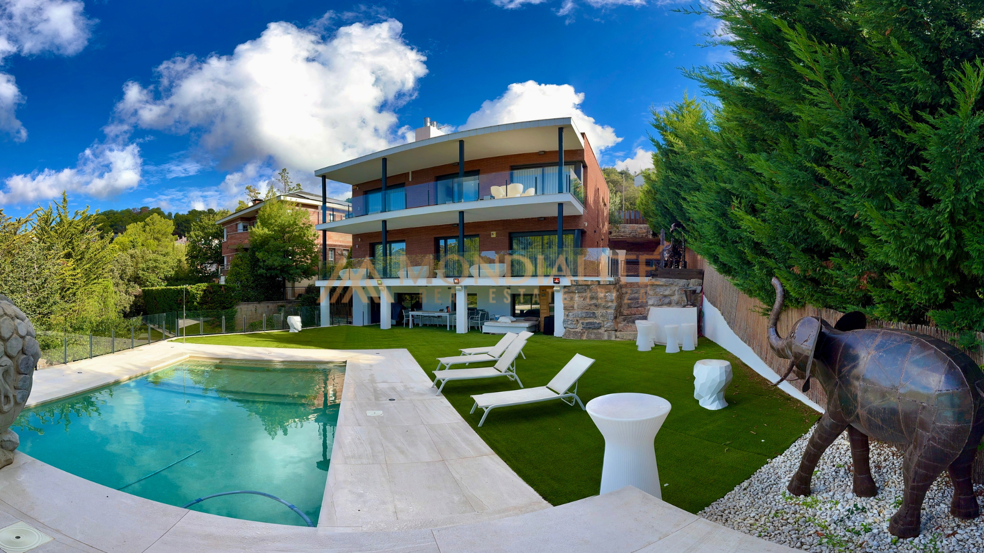 Villa in Barcelona