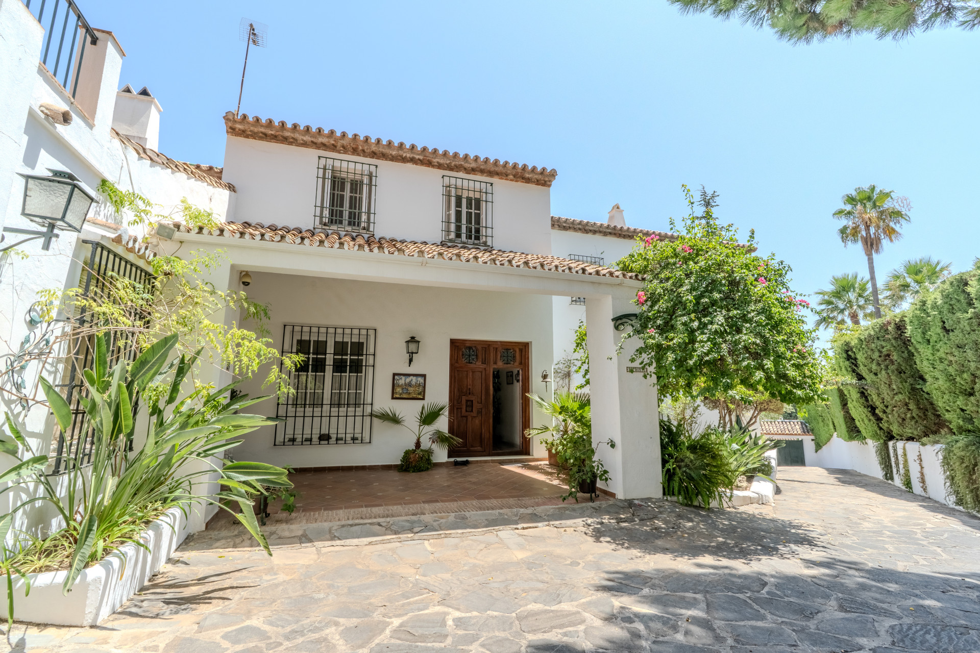 6 Bedroom Villa in Marbella - Photo 40