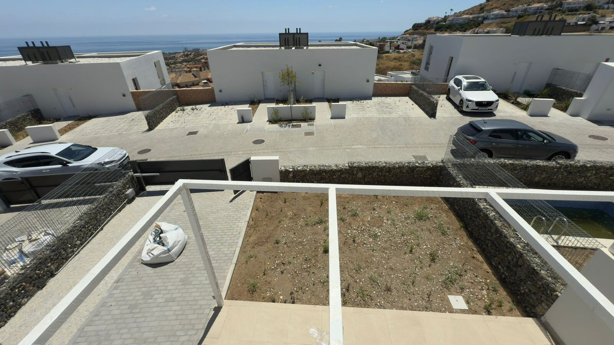 4 Bedroom Villa in Mijas - Photo 8