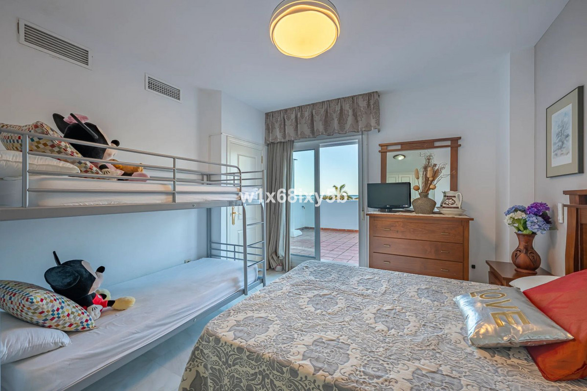 3 Bedroom Townhouse in Estepona - Фото 25