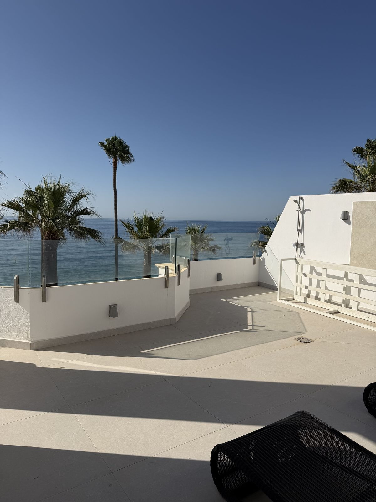 3 Bedroom Penthouse in Estepona - Photo 5