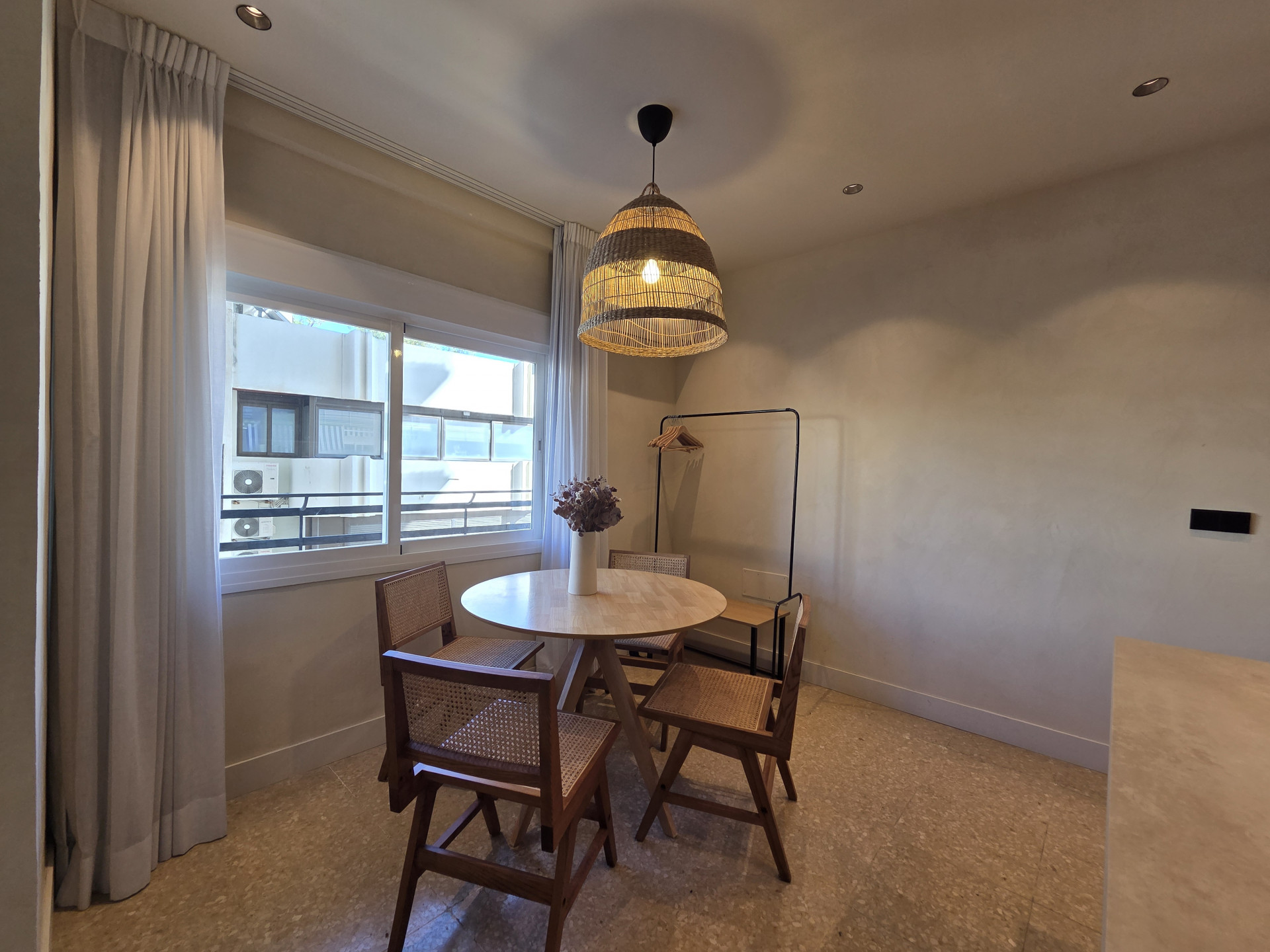 1 Bedroom Apartment in Marbella - Photo 15