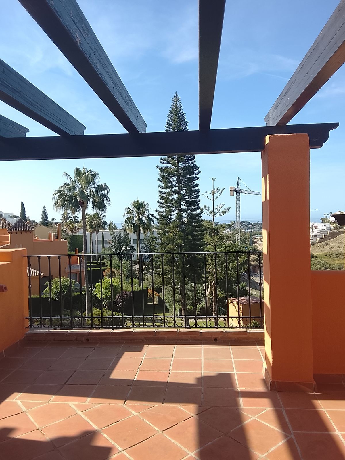 3 Bedroom Townhouse in Benahavís - Photo 11