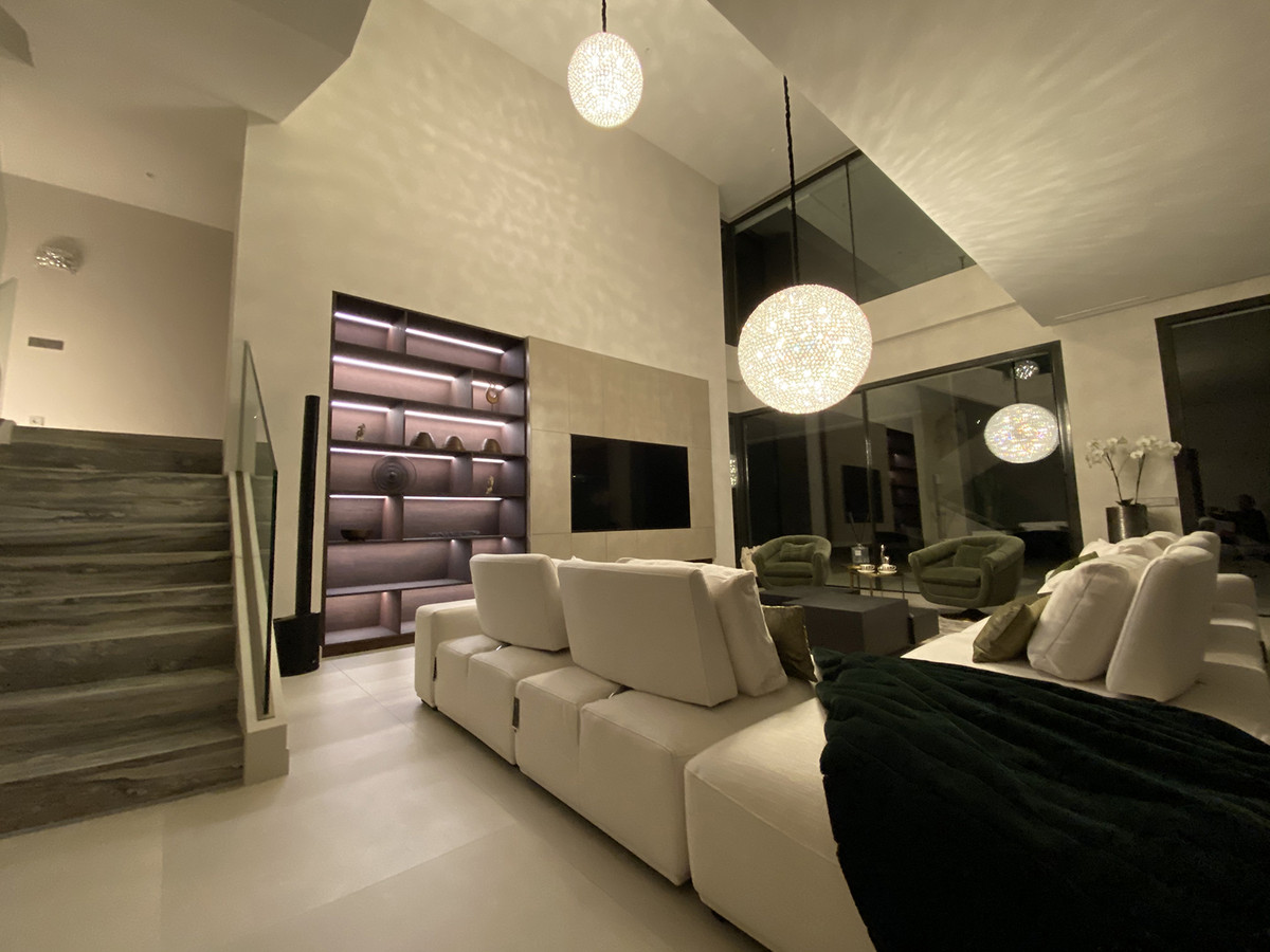 6 Bedroom Villa in Benahavís - Foto 34