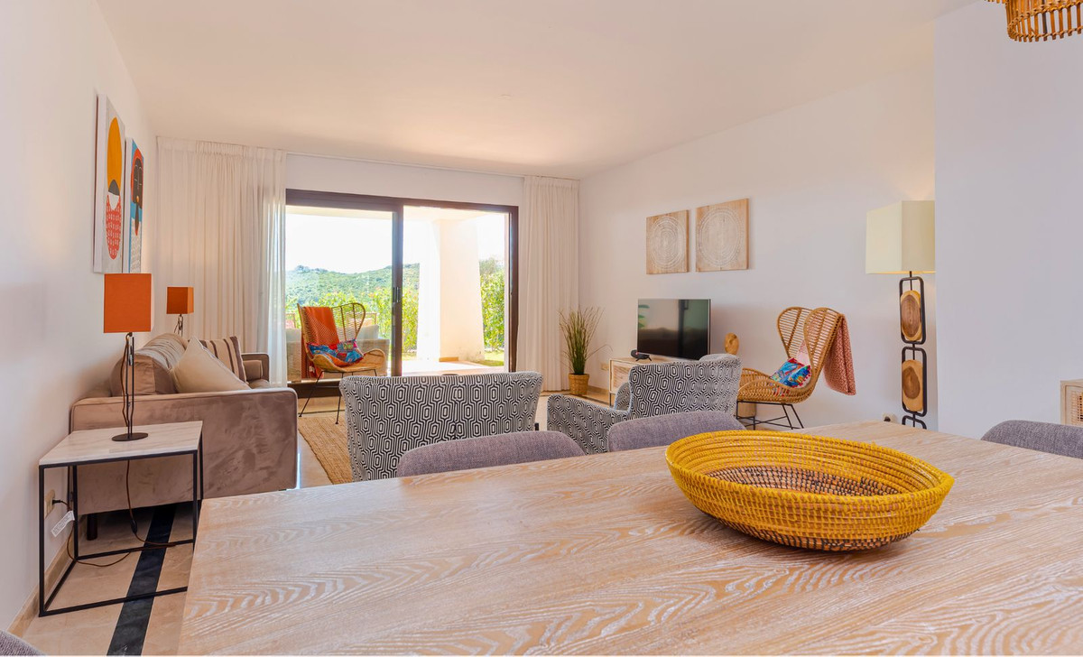 3 Bedroom Apartment in Casares - Photo 11
