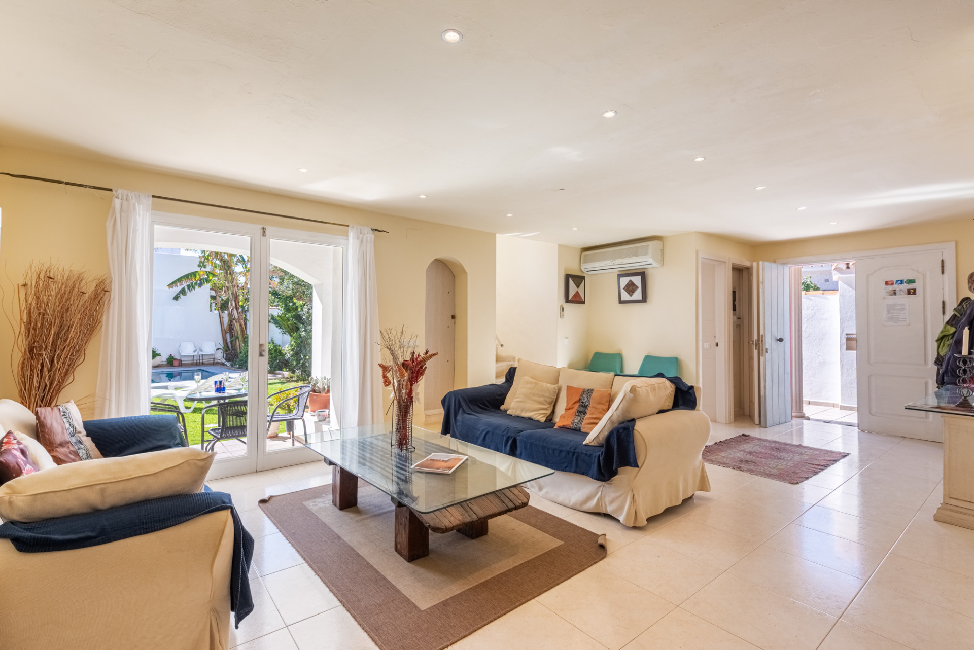 4 Bedroom Villa in San Pedro de Alcántara - Photo 3