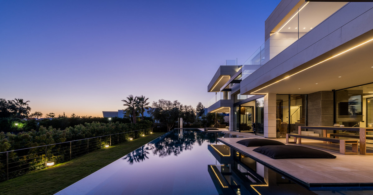 6 Bedroom Villa in Marbella - Photo 27