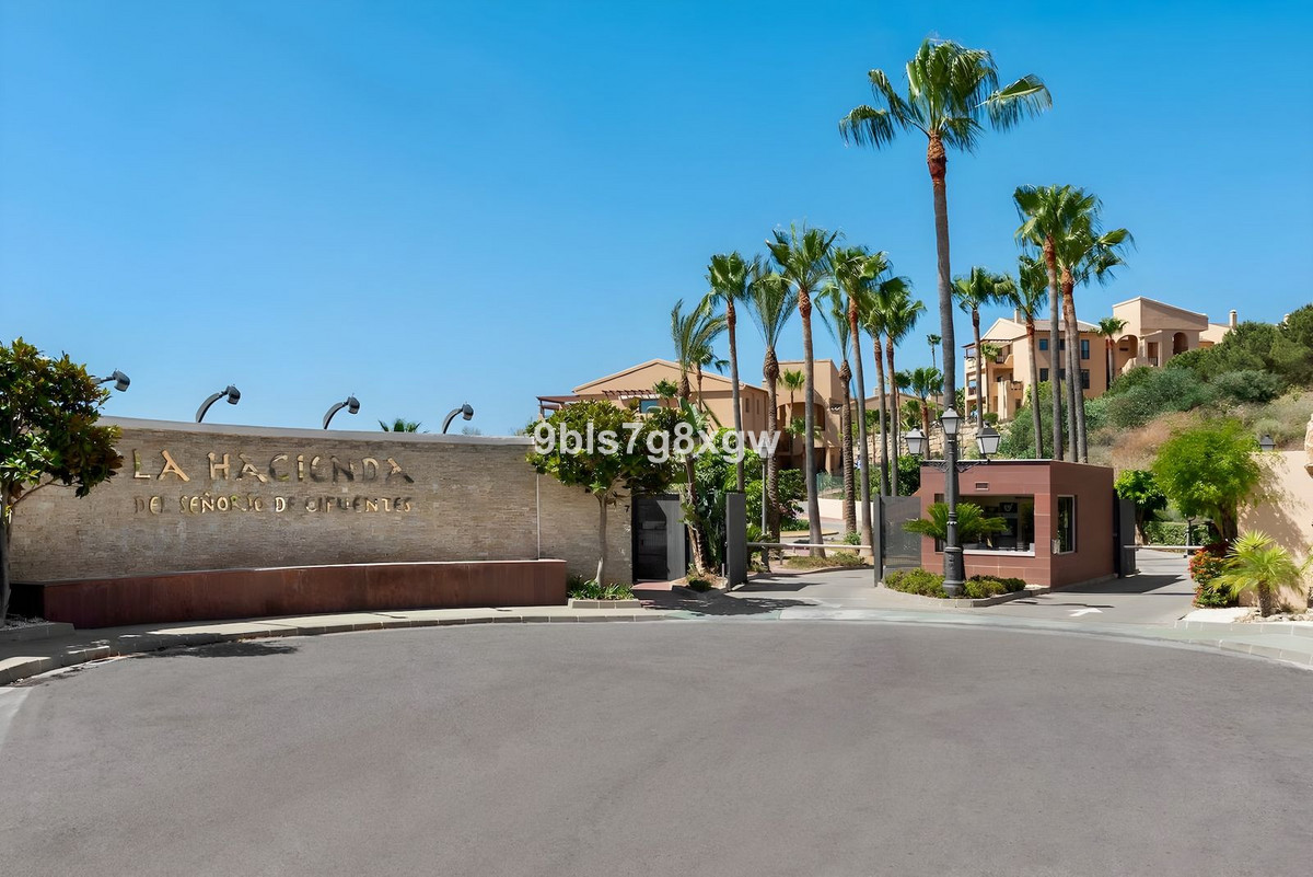 3 Bedroom Apartment in Benahavís - Фото 4