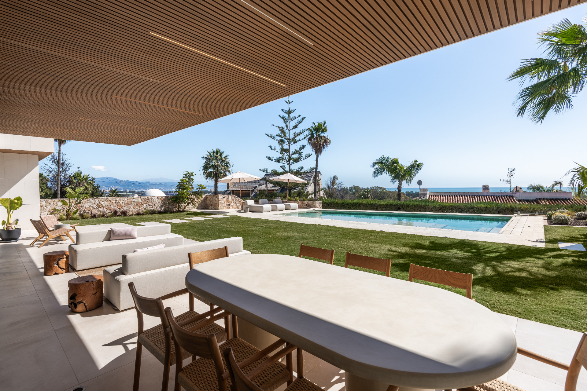 5 Bedroom Villa in Málaga - Photo 3