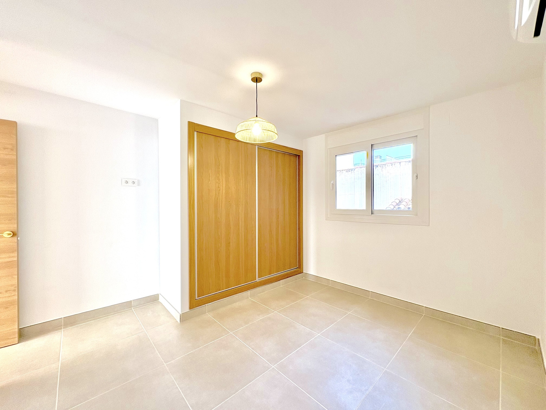 2 Bedroom Apartment in Fuengirola - Photo 21