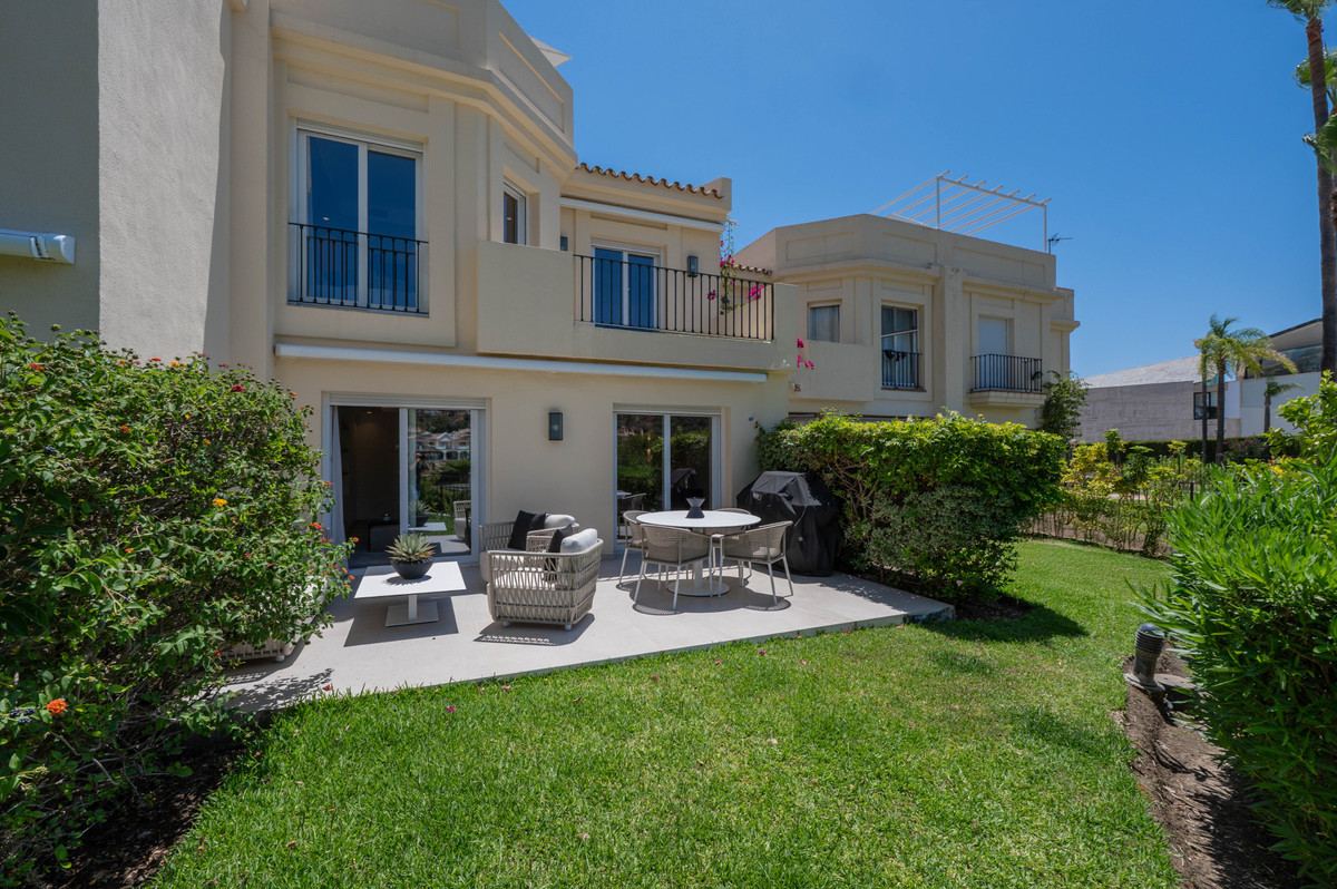 3 Bedroom Townhouse in Benahavís - Фото 32