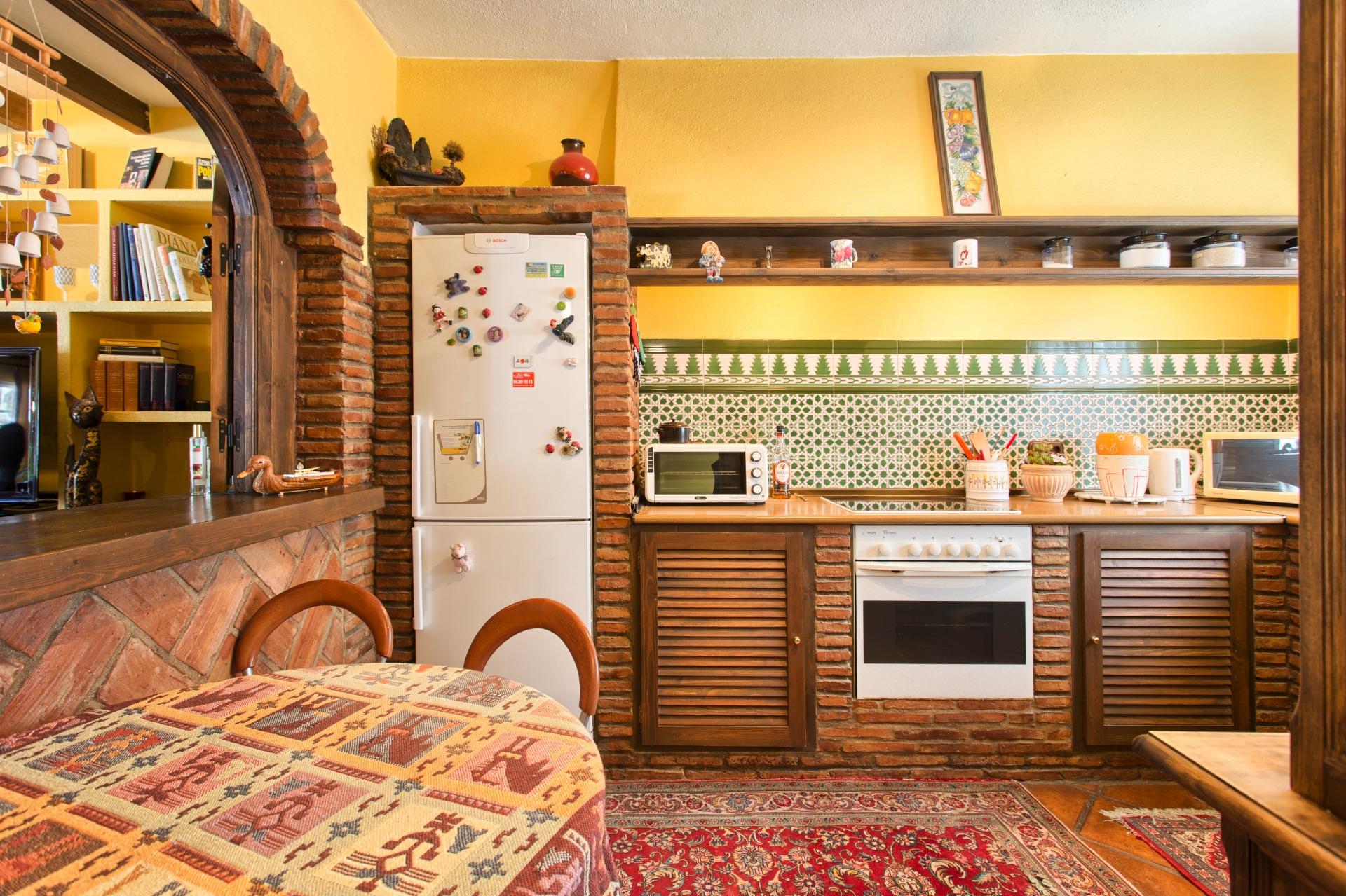 3 Bedroom Townhouse in Benahavís - Photo 11
