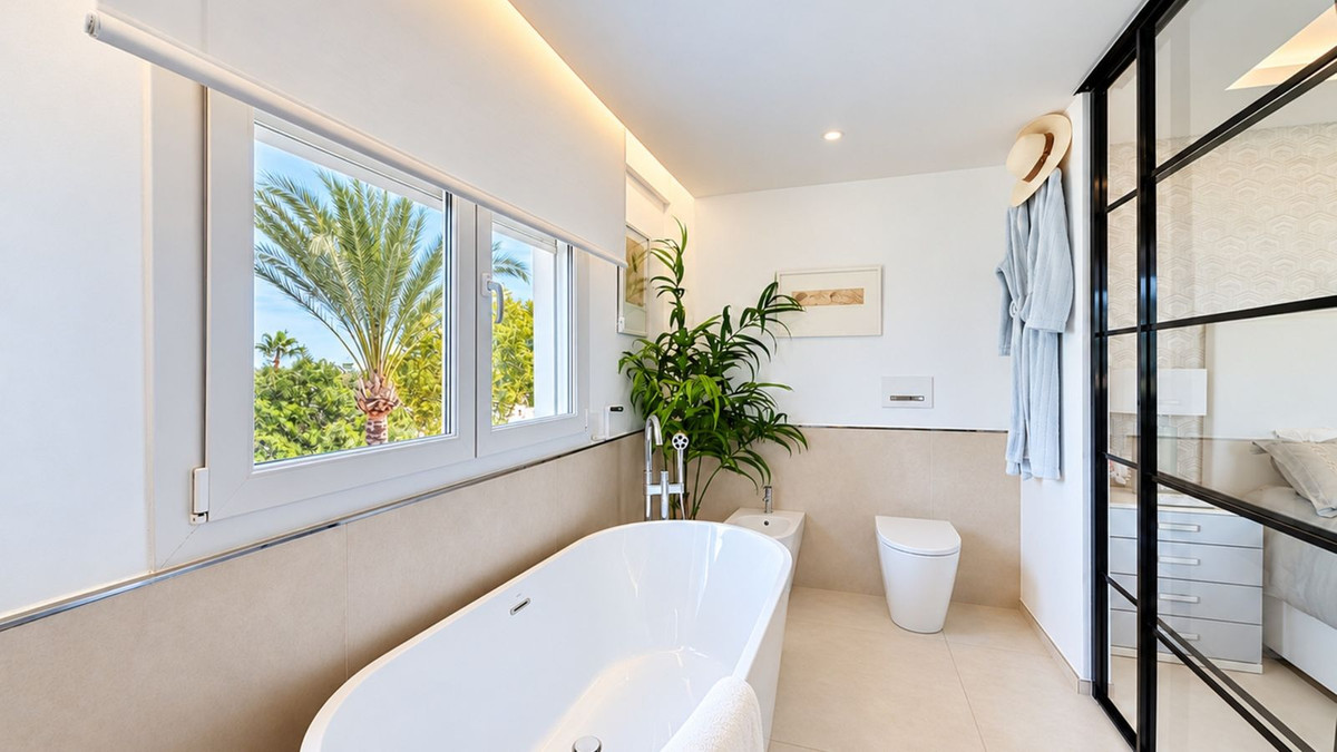 Apartamento com 3 quartos com piscina em Málaga, Espanha – Foto 16