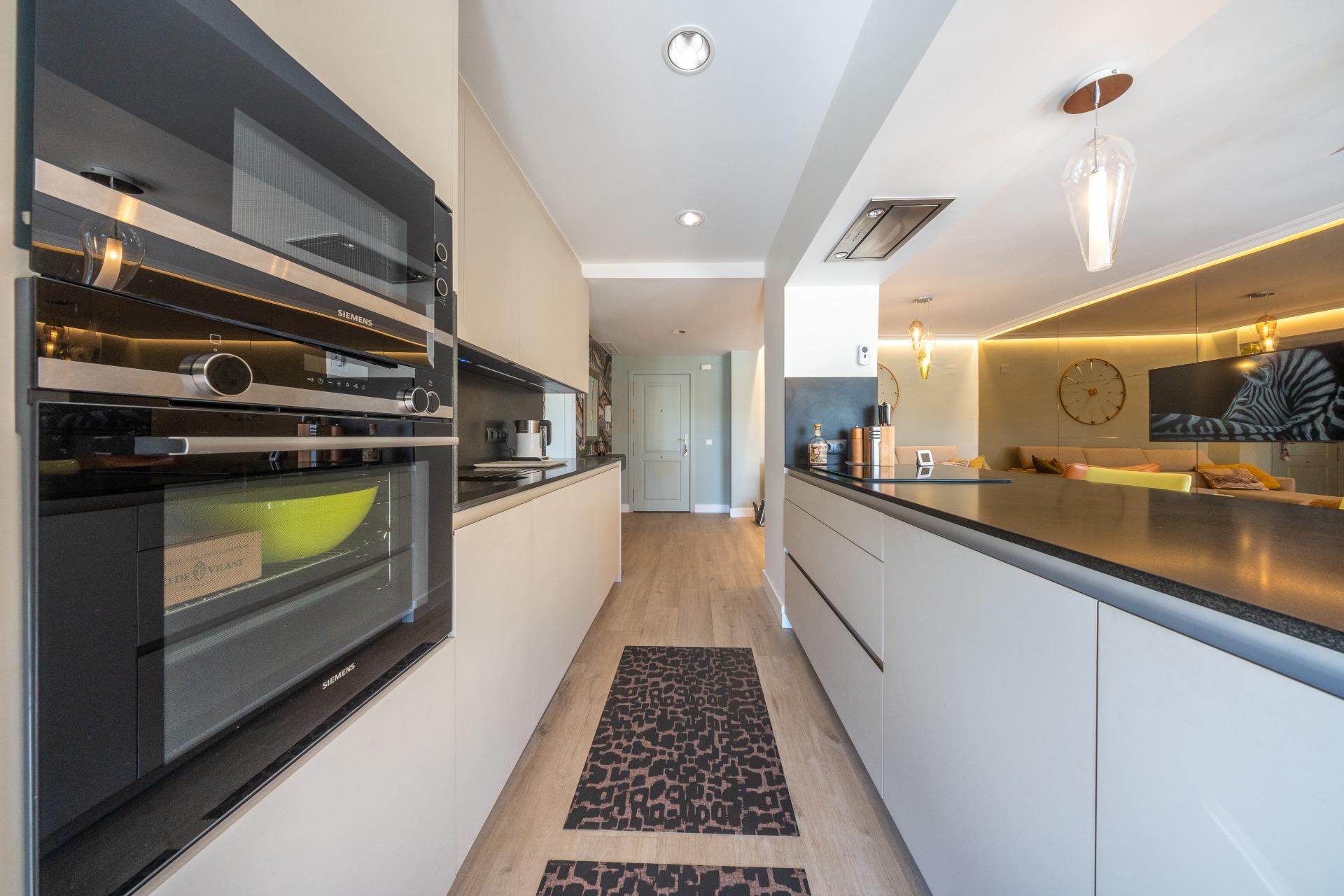 2 Bedroom Apartment in Marbella - Foto 4