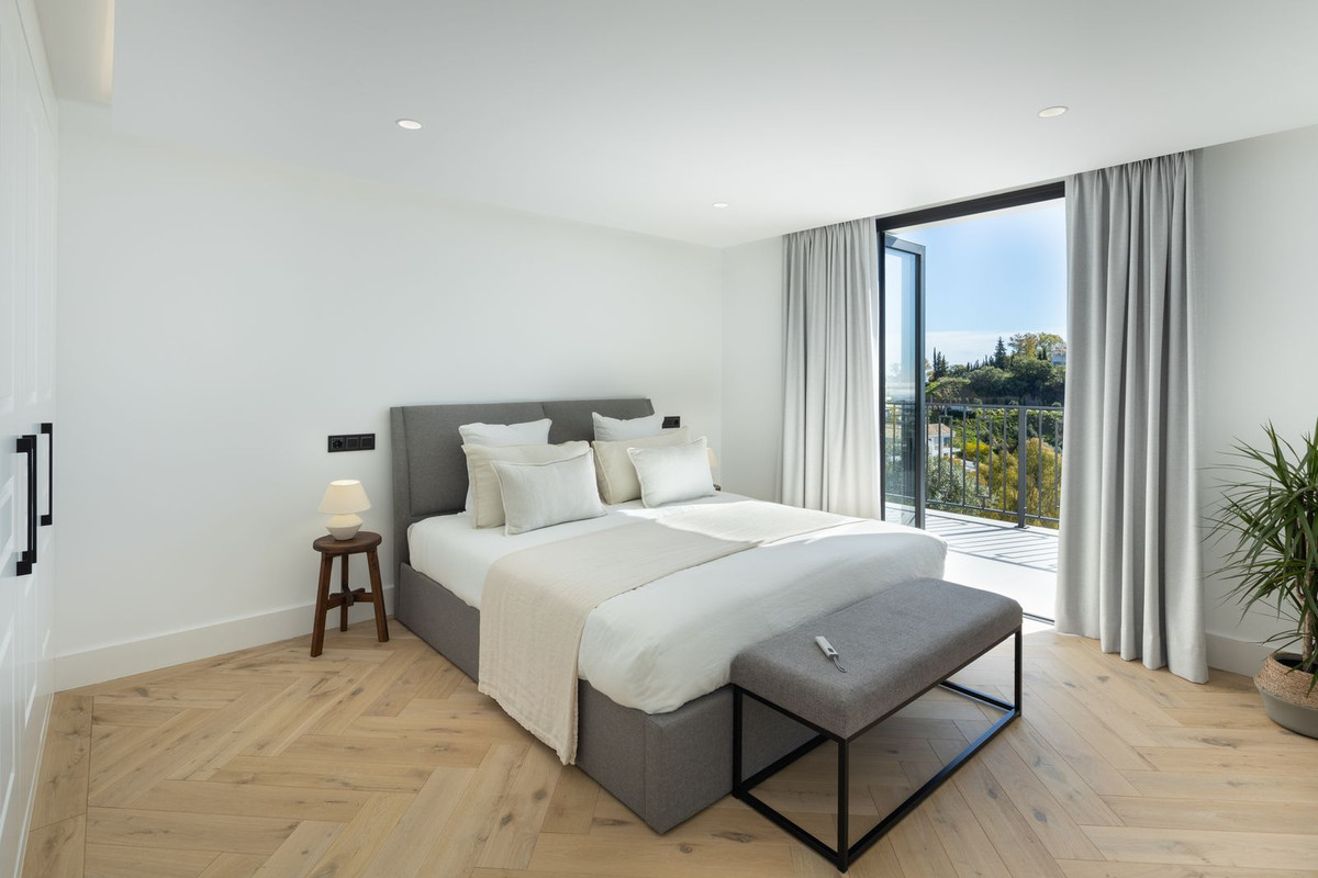 5 Bedroom Villa in Benahavís - Foto 8