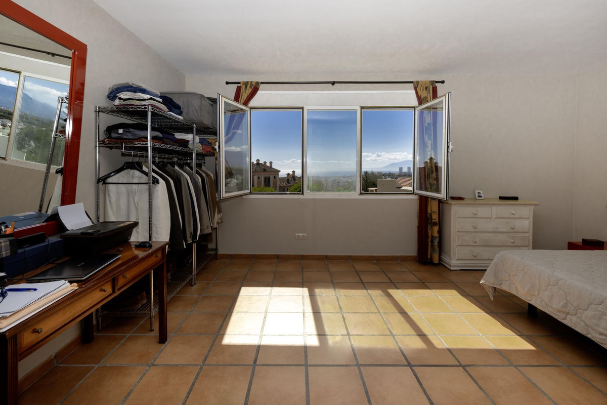 3 Bedroom Townhouse in Marbella - Photo 16