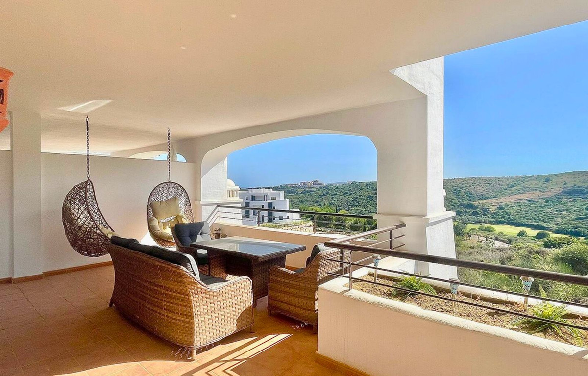 3 Bedroom Apartment in Casares - Photo 6