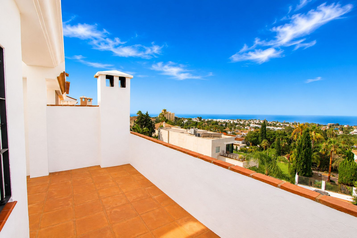3 Bedroom Townhouse in Marbella - Photo 40