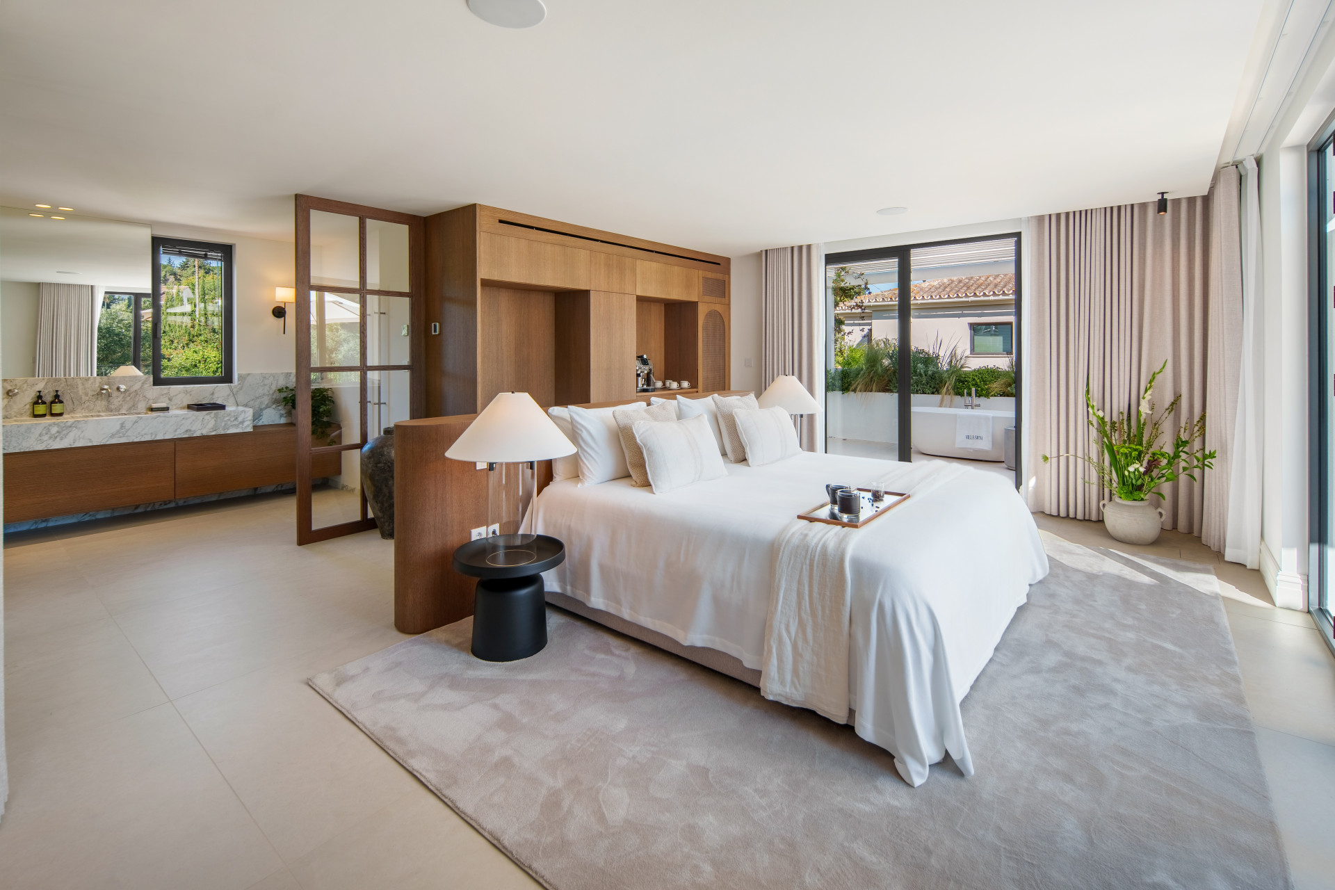 4 Bedroom Villa in Marbella - Photo 16