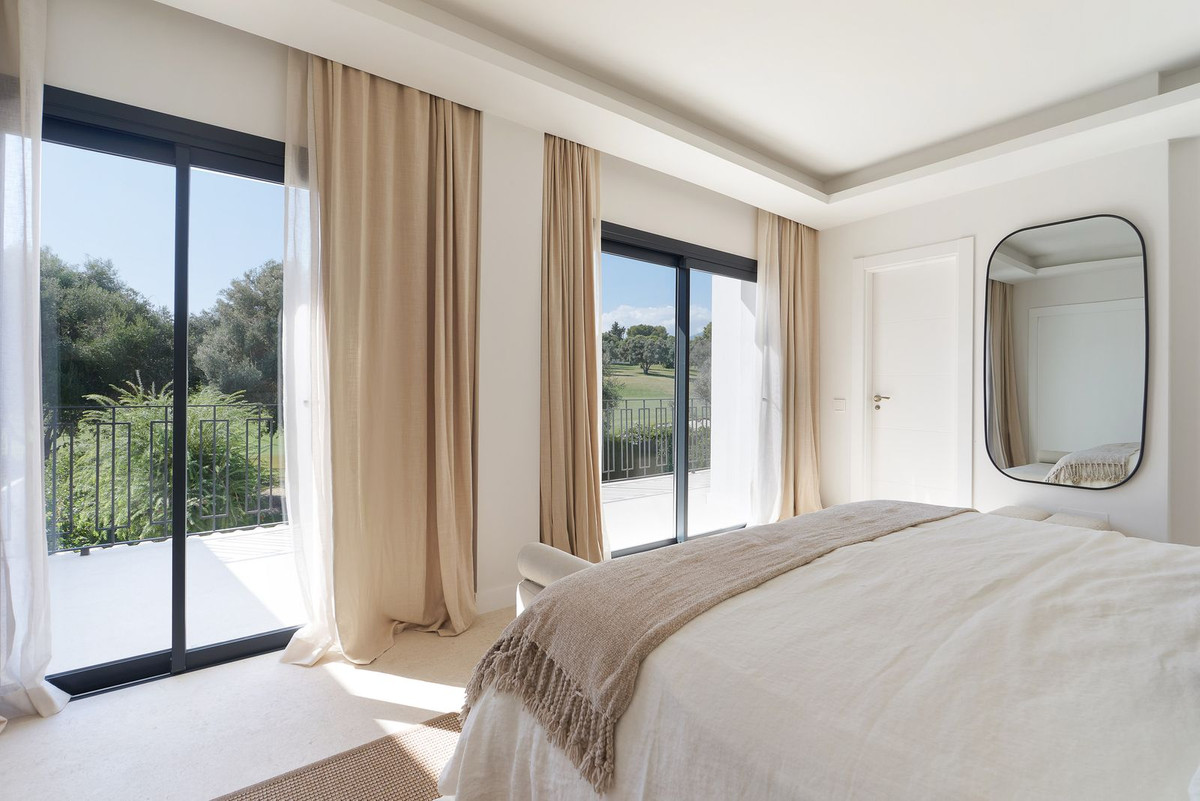 4 Bedroom Villa in Marbella - Foto 21