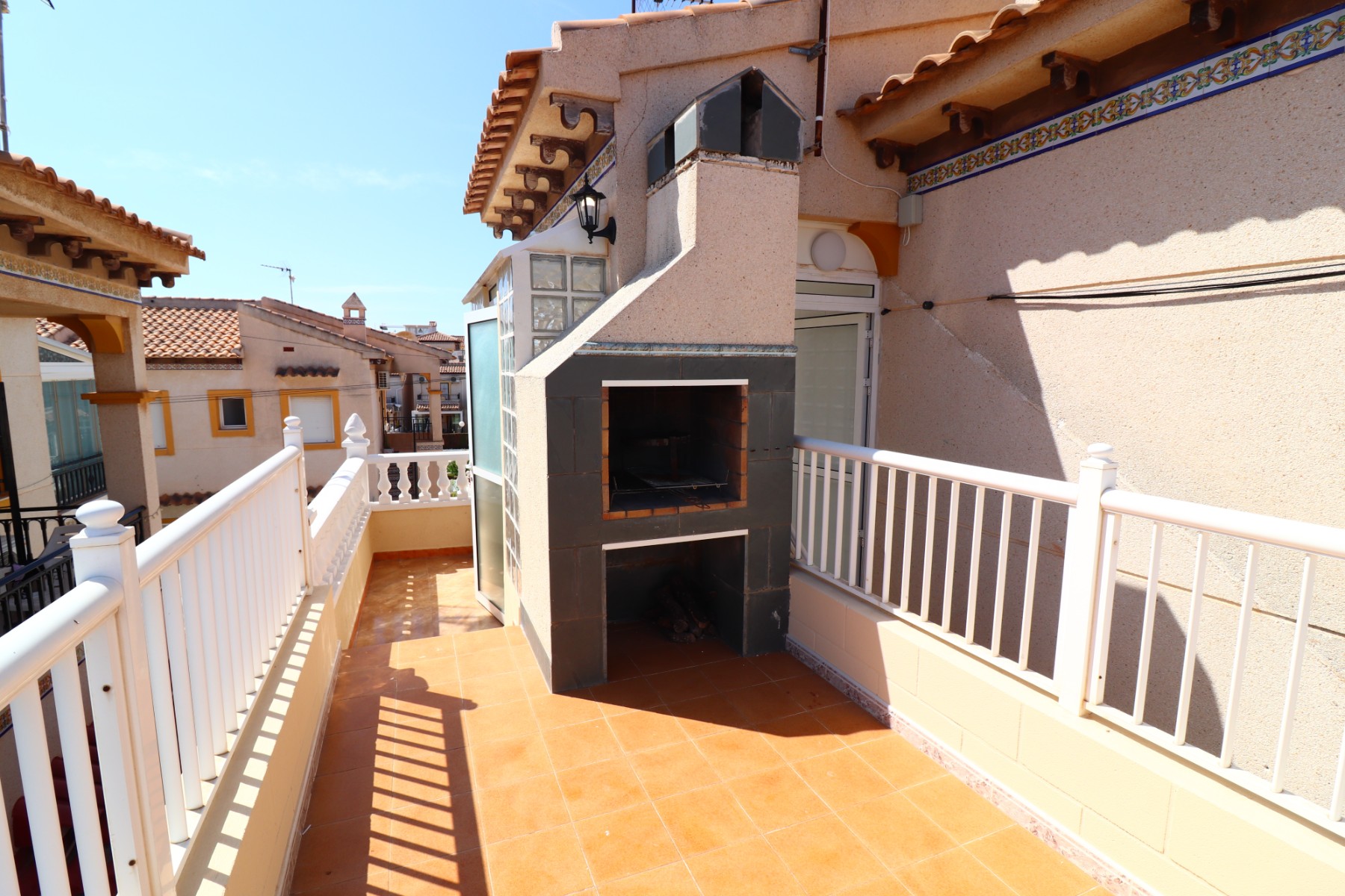 Apartamento com 2 quartos com piscina em Alicante, Espanha – Foto 20