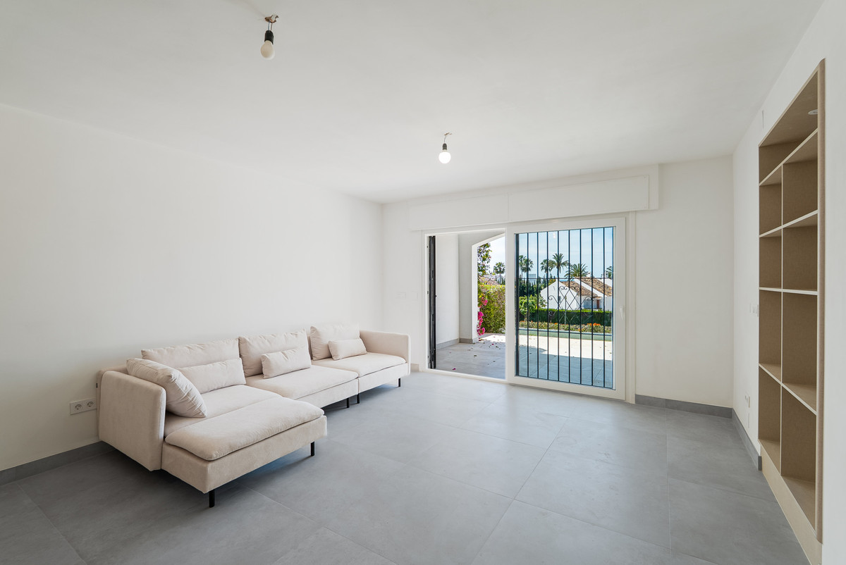 3 Bedroom Apartment in Marbella - Фото 12