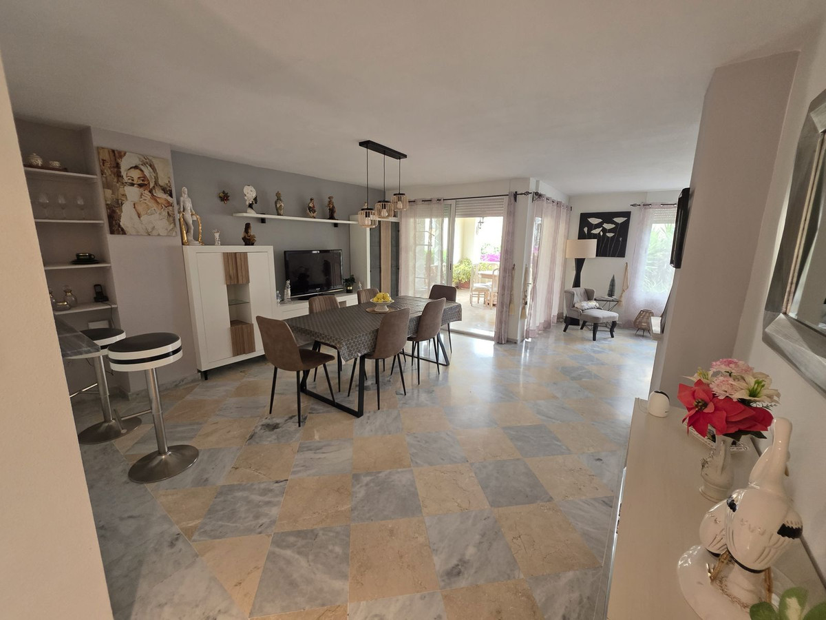 3 Bedroom Villa in San Pedro de Alcántara - Photo 23