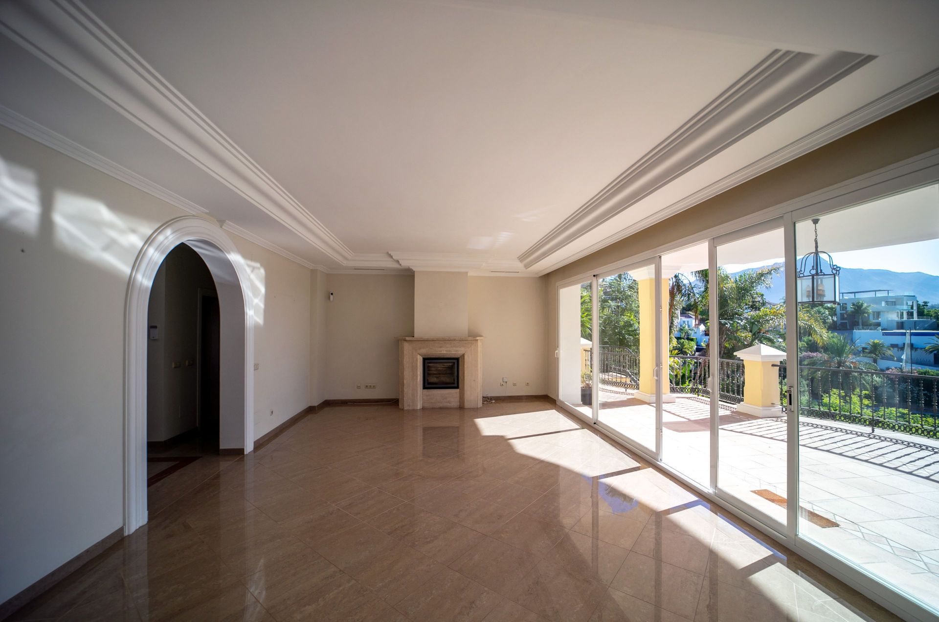 8 Bedroom Villa in Marbella - Foto 6