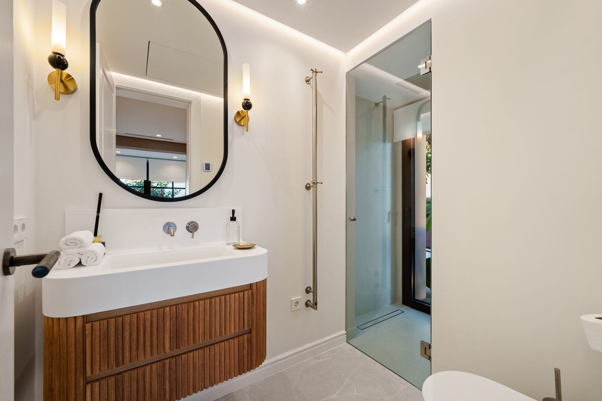 5 Bedroom Villa in Benahavís - Foto 21