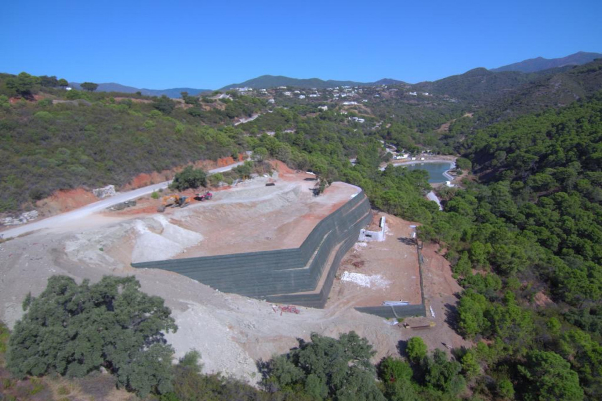 7,643 m² Plot in Benahavís - Photo 9